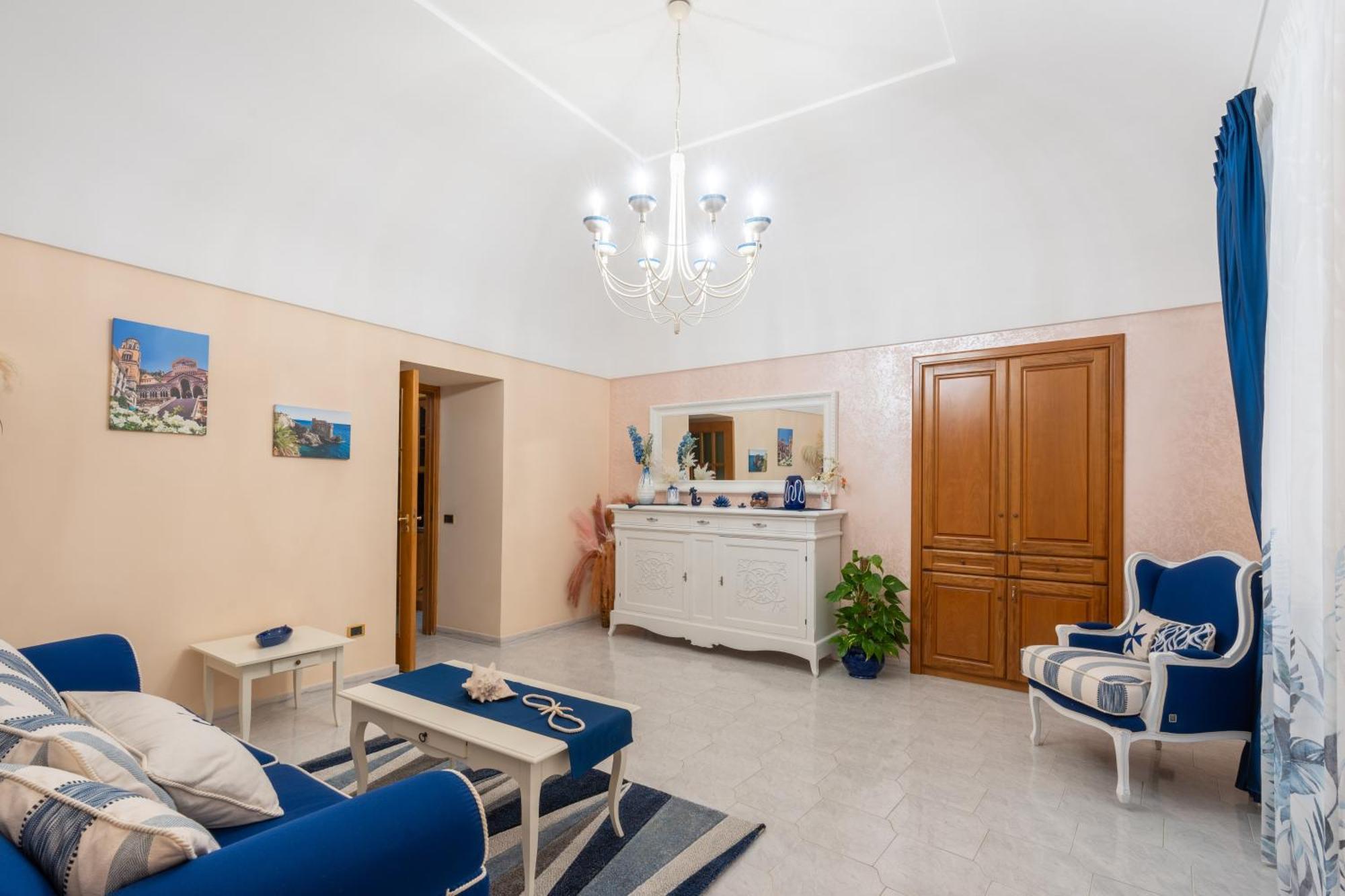 Serhouse Atrani